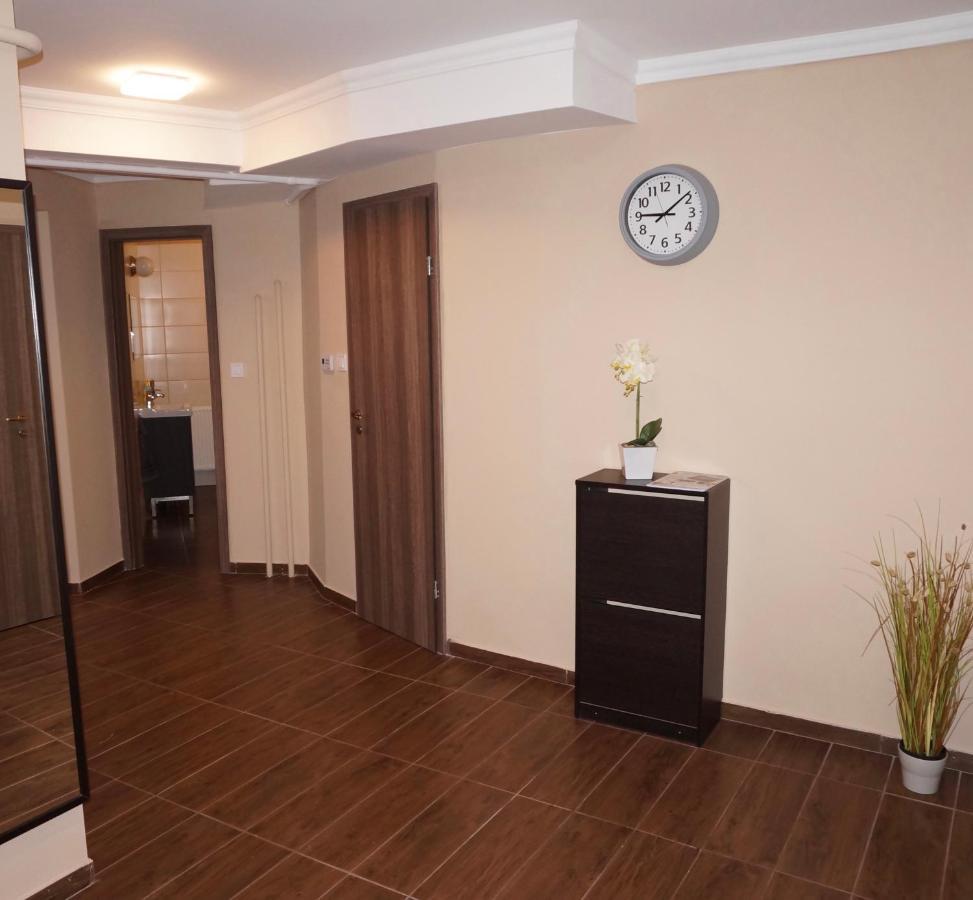 Toscana 2 Debrecen Luaran gambar