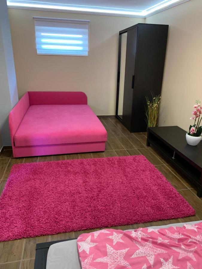 Toscana 2 Debrecen Luaran gambar